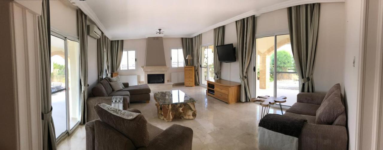 Casa Santos Kyrenia Villa Kyrenia  Luaran gambar