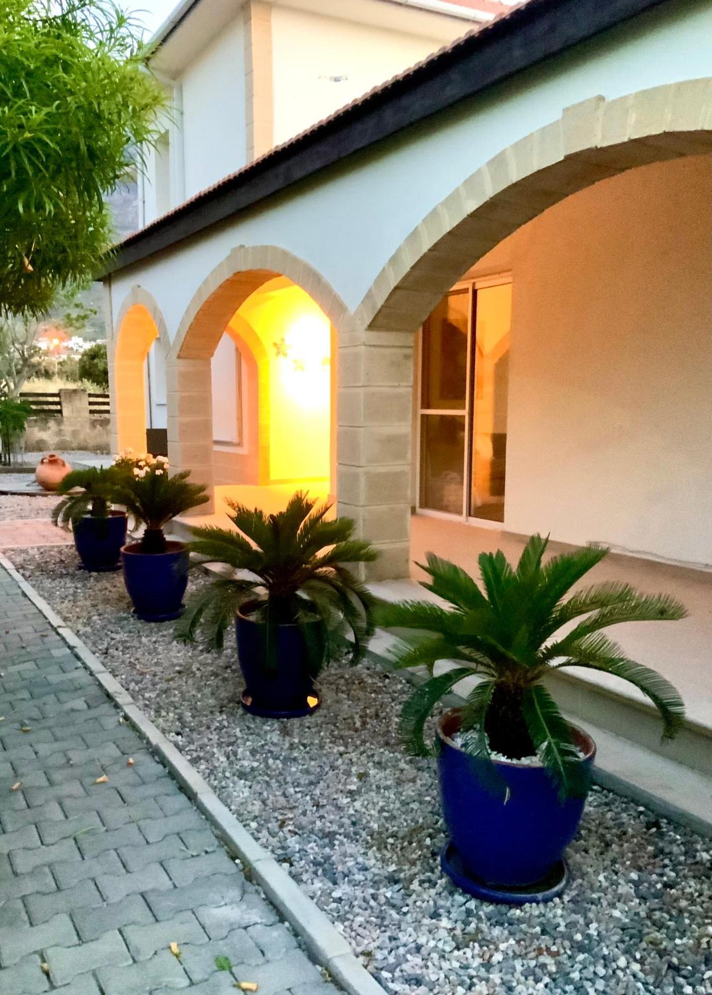 Casa Santos Kyrenia Villa Kyrenia  Luaran gambar