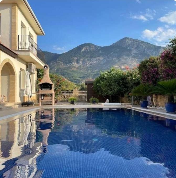 Casa Santos Kyrenia Villa Kyrenia  Luaran gambar