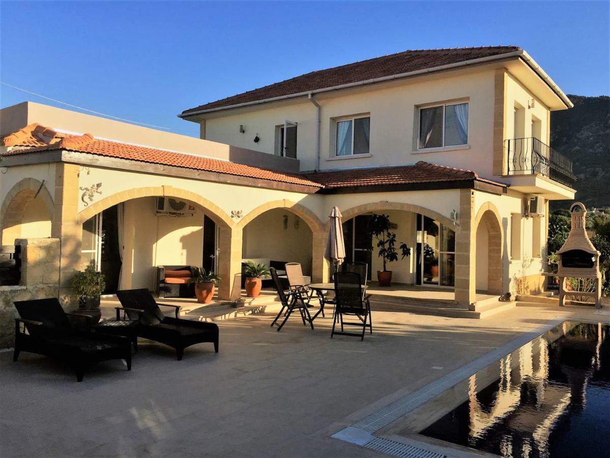Casa Santos Kyrenia Villa Kyrenia  Luaran gambar