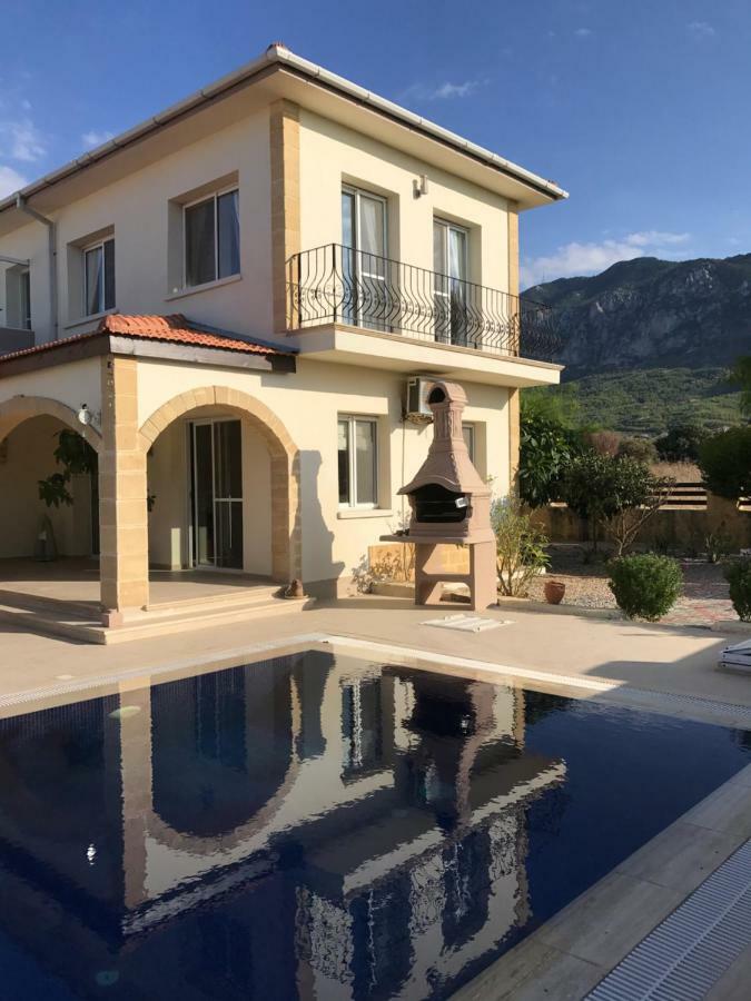 Casa Santos Kyrenia Villa Kyrenia  Luaran gambar