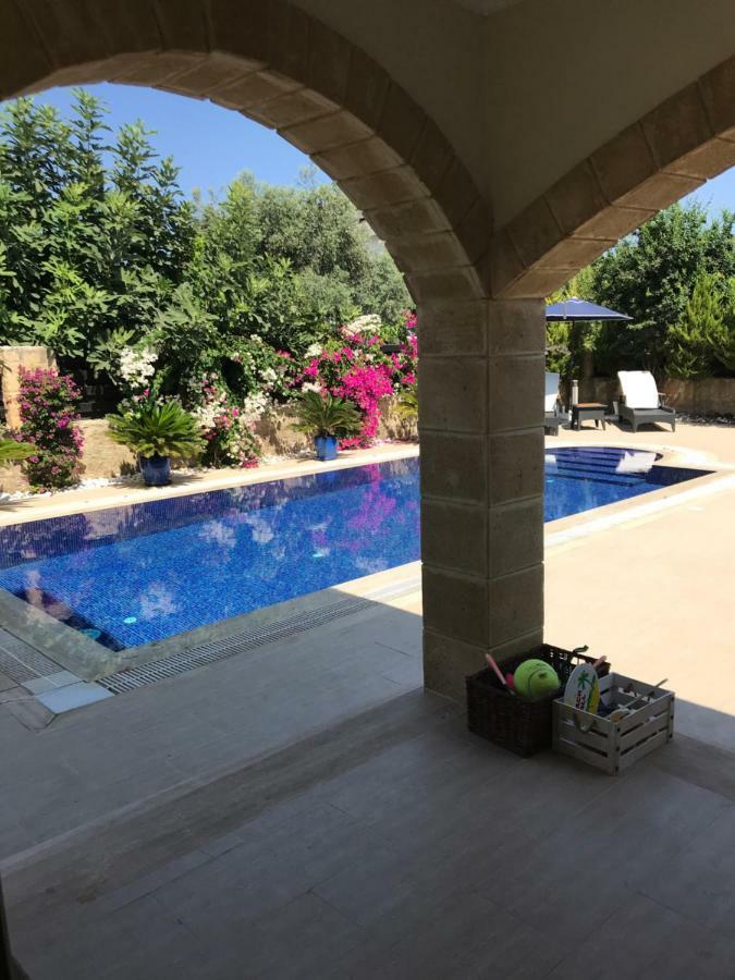 Casa Santos Kyrenia Villa Kyrenia  Luaran gambar